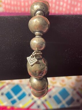 Silpada Antiqued Silver Bead Bracelet with Chevron Charm
